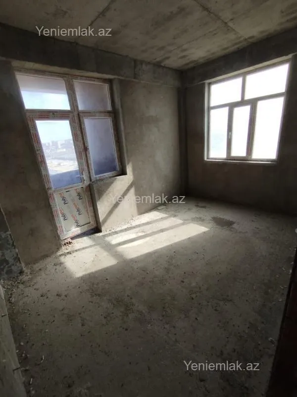 Satılır 3 otaqlı yeni tikili 105 m²