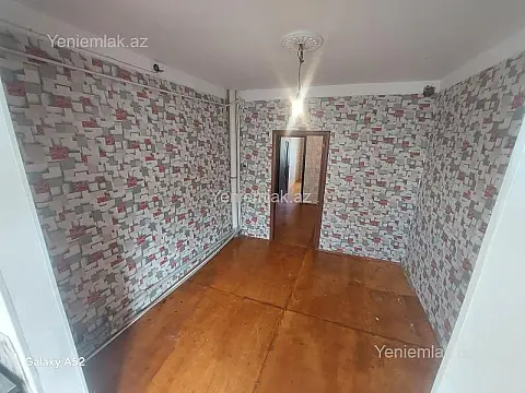 Satılır 3 otaqlı köhnə tikili 70 m²