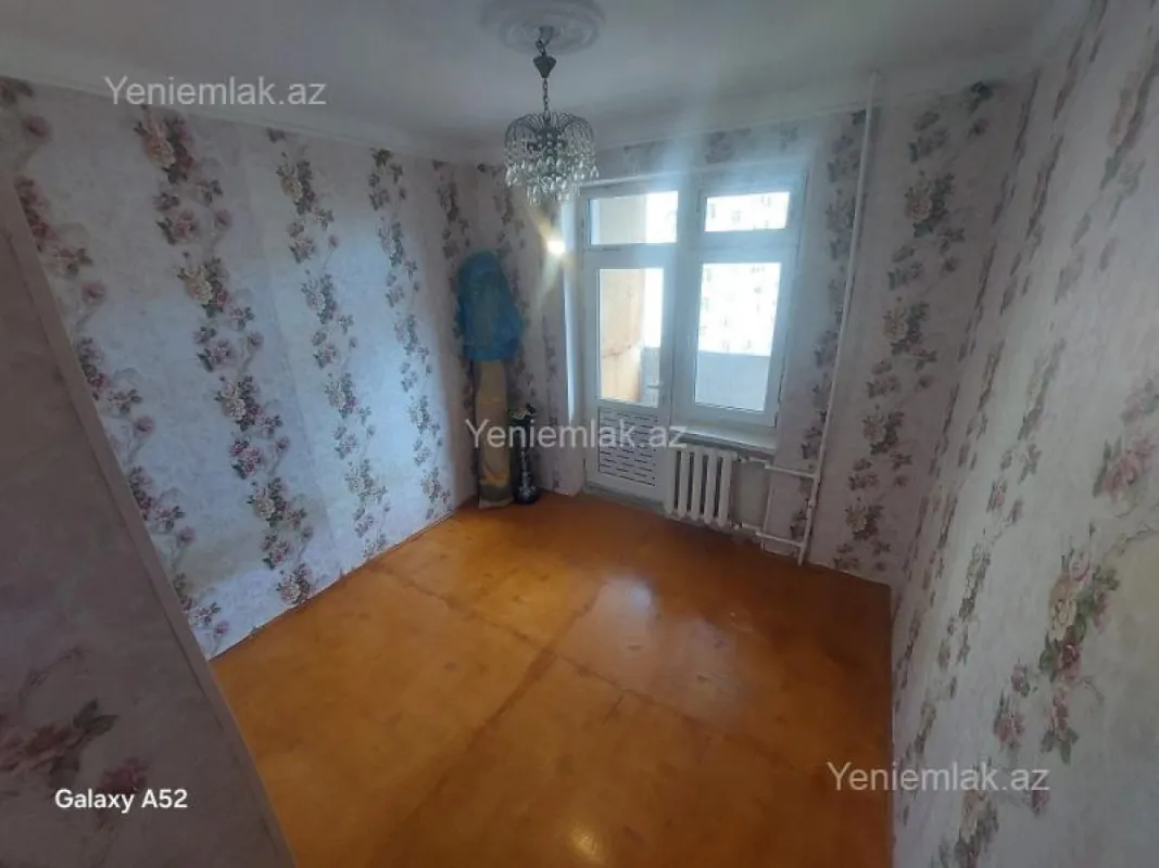 Satılır 3 otaqlı köhnə tikili 70 m²