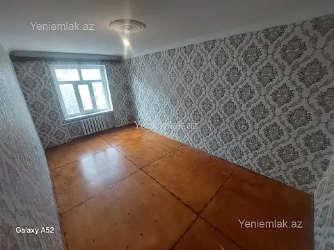 Satılır 3 otaqlı köhnə tikili 70 m²