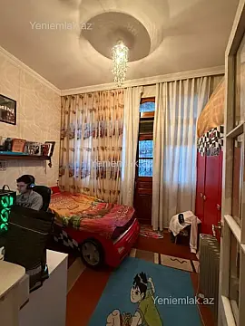 Satılır 3 otaqlı köhnə tikili 70 m²