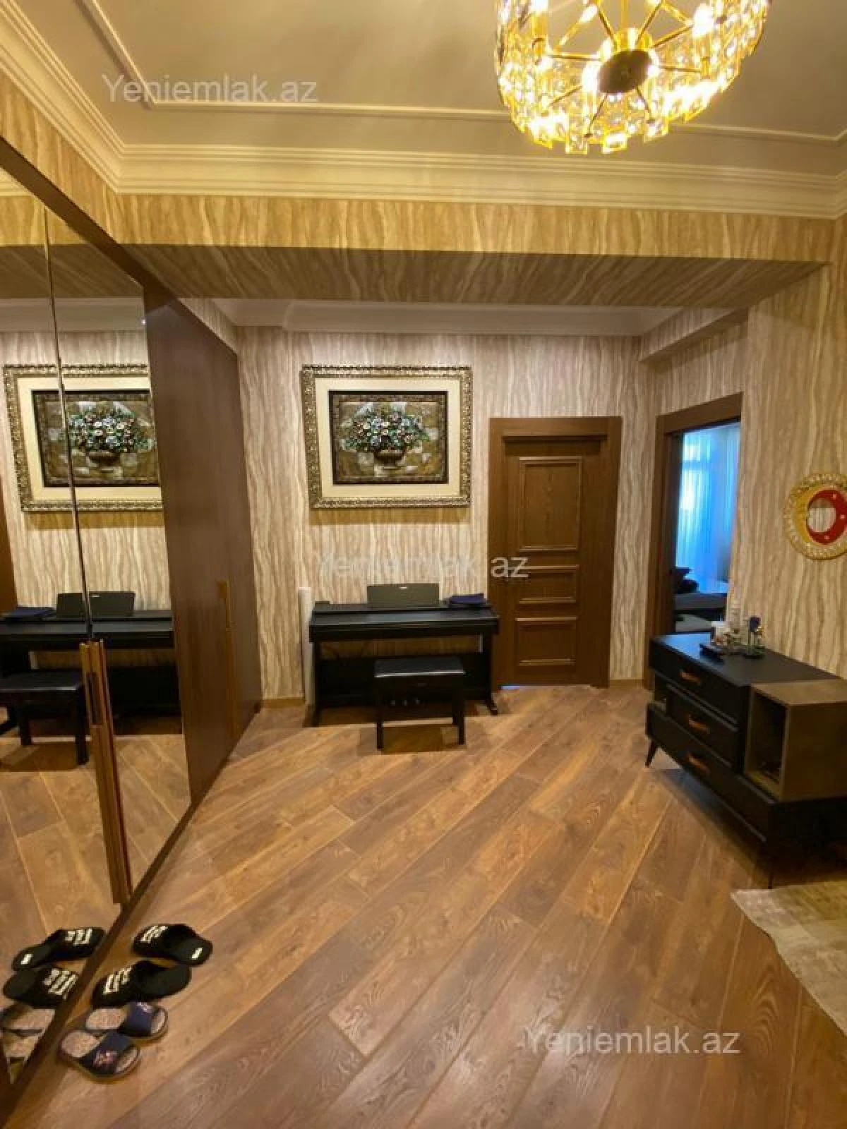 Satılır 2 otaqlı yeni tikili 70 m²