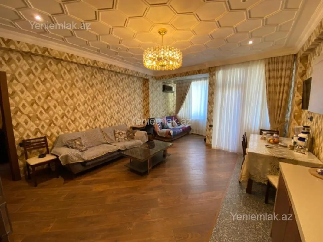 Satılır 2 otaqlı yeni tikili 70 m²