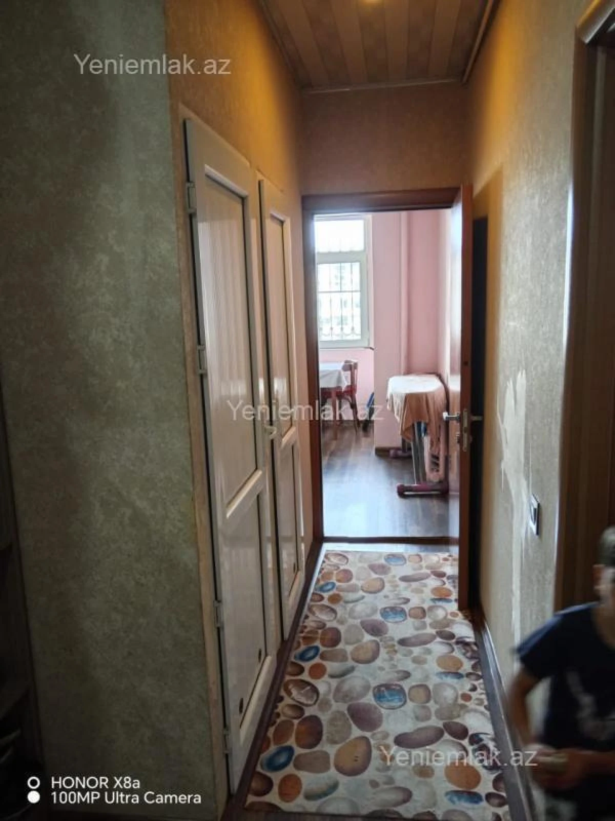 Satılır 2 otaqlı köhnə tikili 60 m²