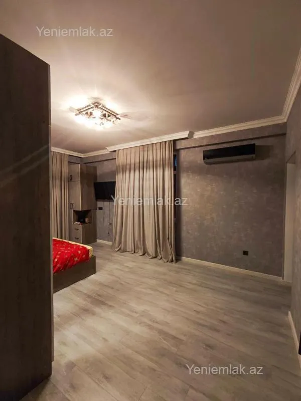 Satılır 3 otaqlı yeni tikili 150 m²