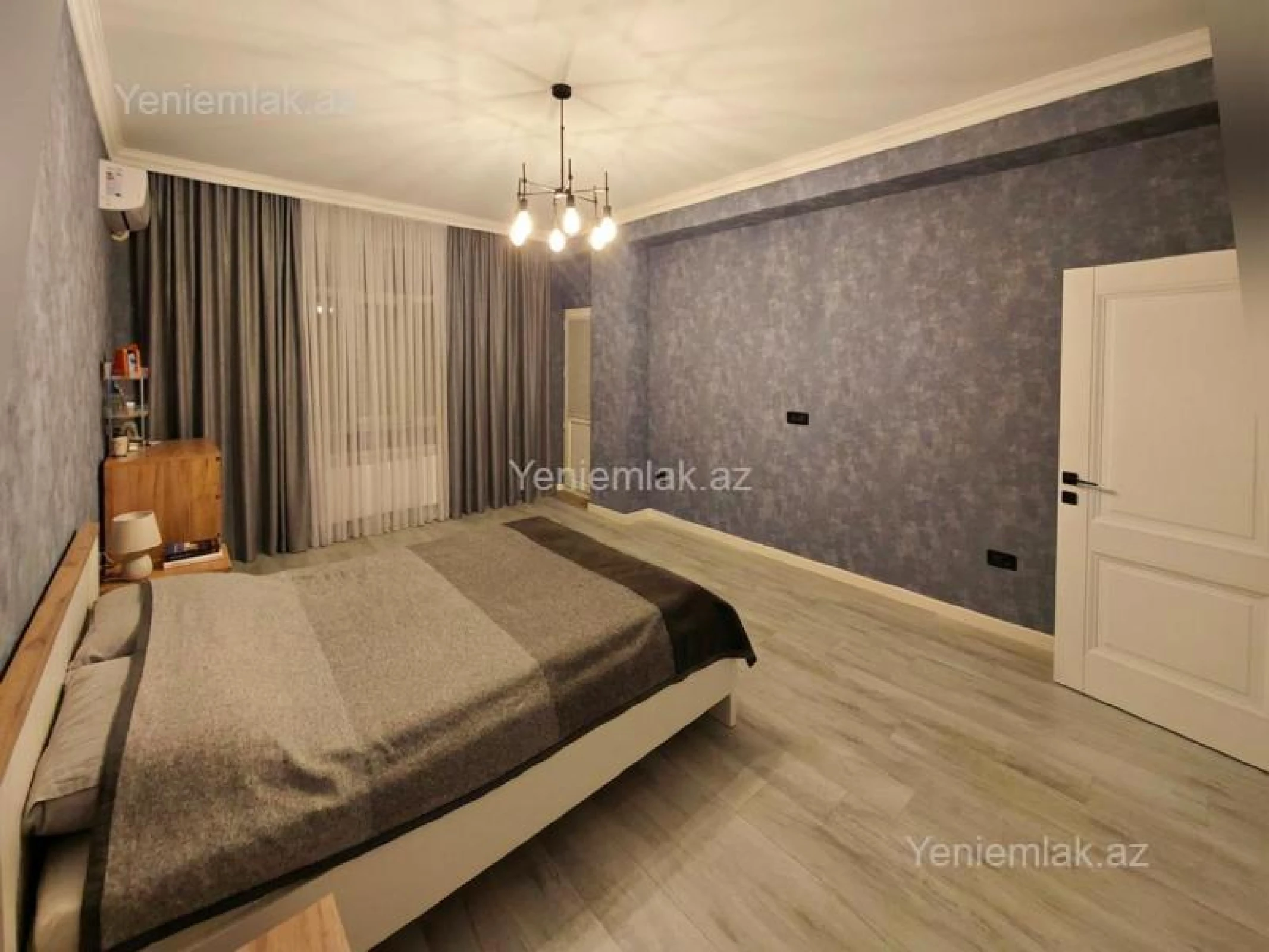 Satılır 3 otaqlı yeni tikili 150 m²