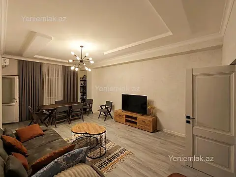 Satılır 3 otaqlı yeni tikili 150 m²