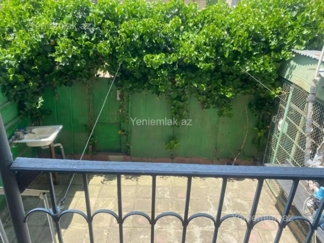 Satılır 3 otaqlı köhnə tikili 60 m²