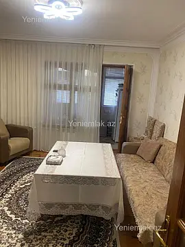 Satılır 3 otaqlı köhnə tikili 60 m²