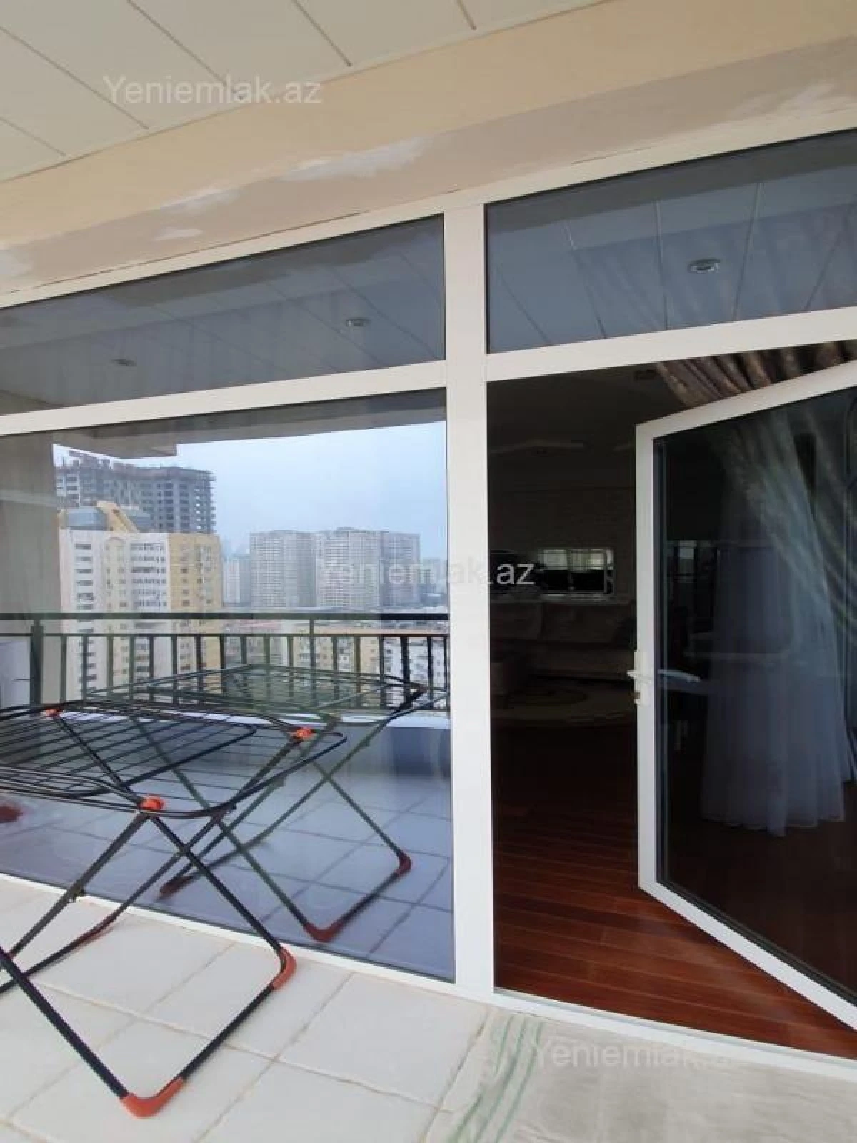 Satılır 4 otaqlı yeni tikili 195 m²