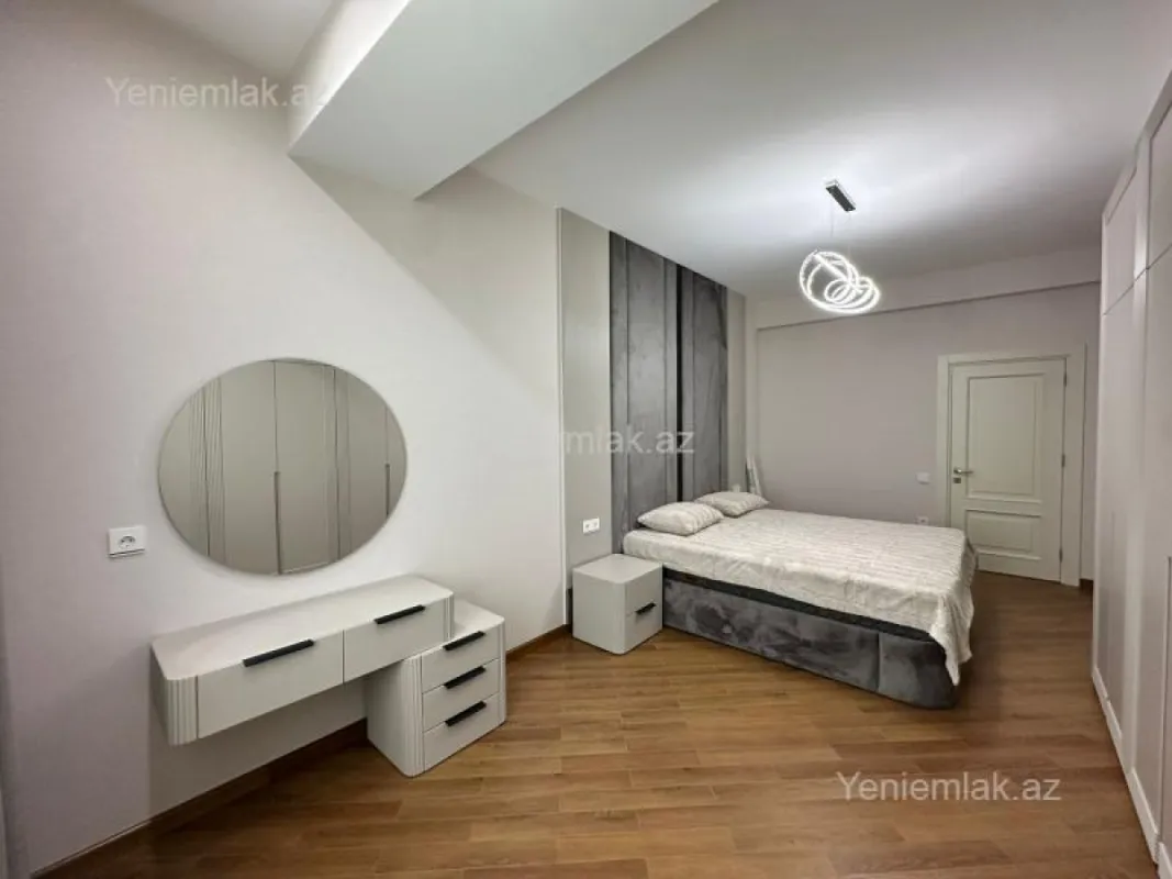 Satılır 3 otaqlı yeni tikili 88 m²