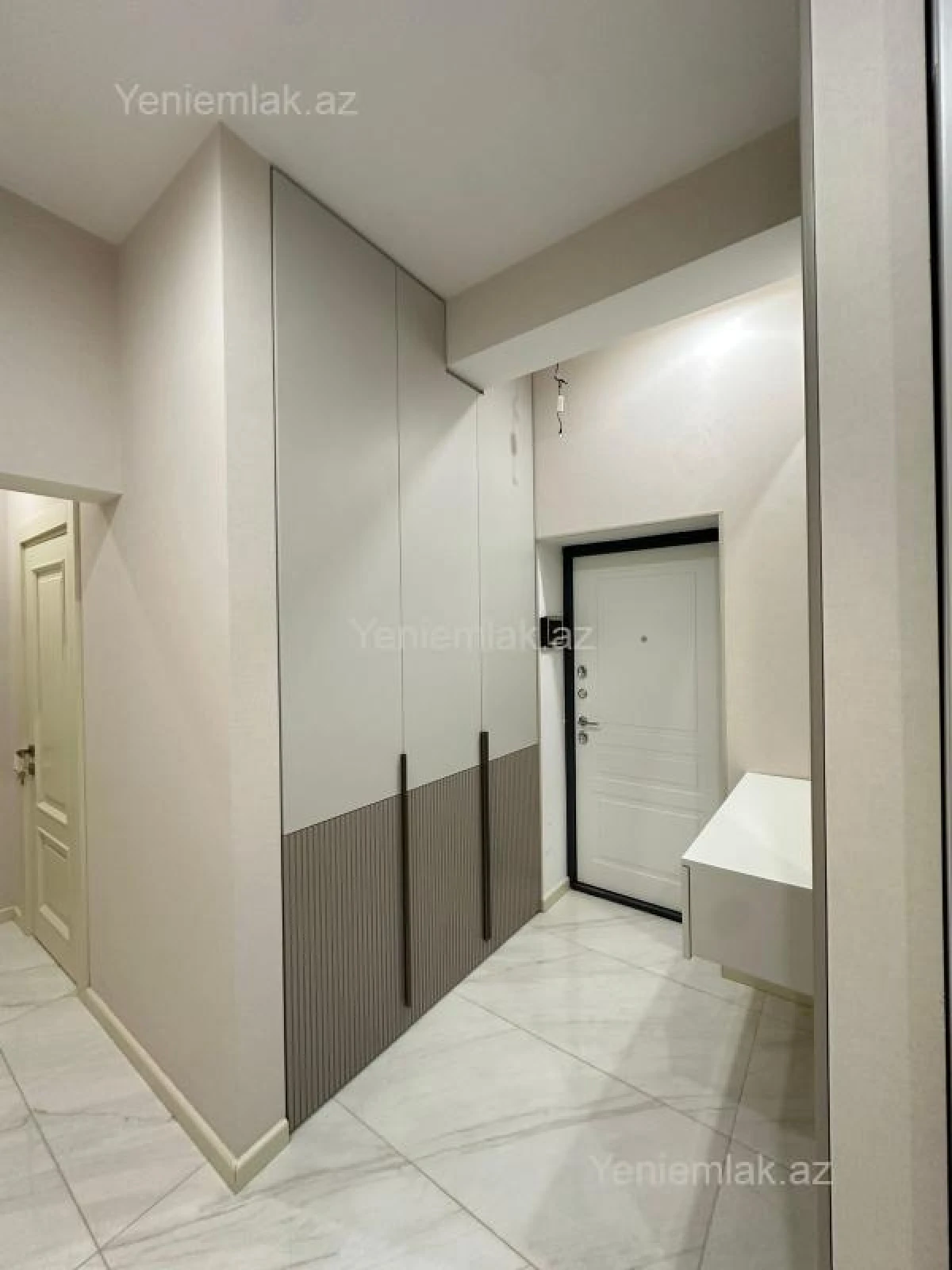 Satılır 3 otaqlı yeni tikili 88 m²