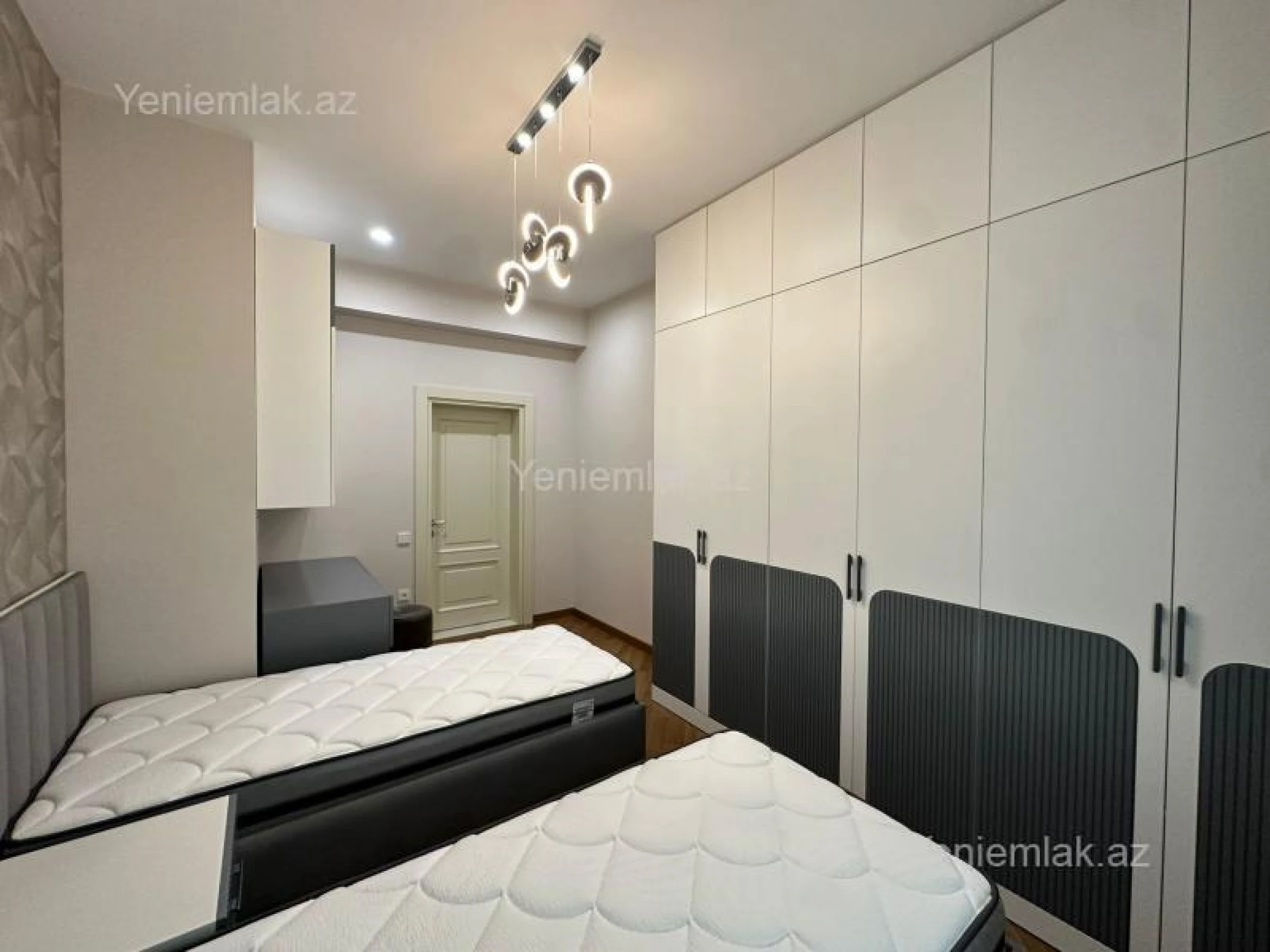 Satılır 3 otaqlı yeni tikili 88 m²