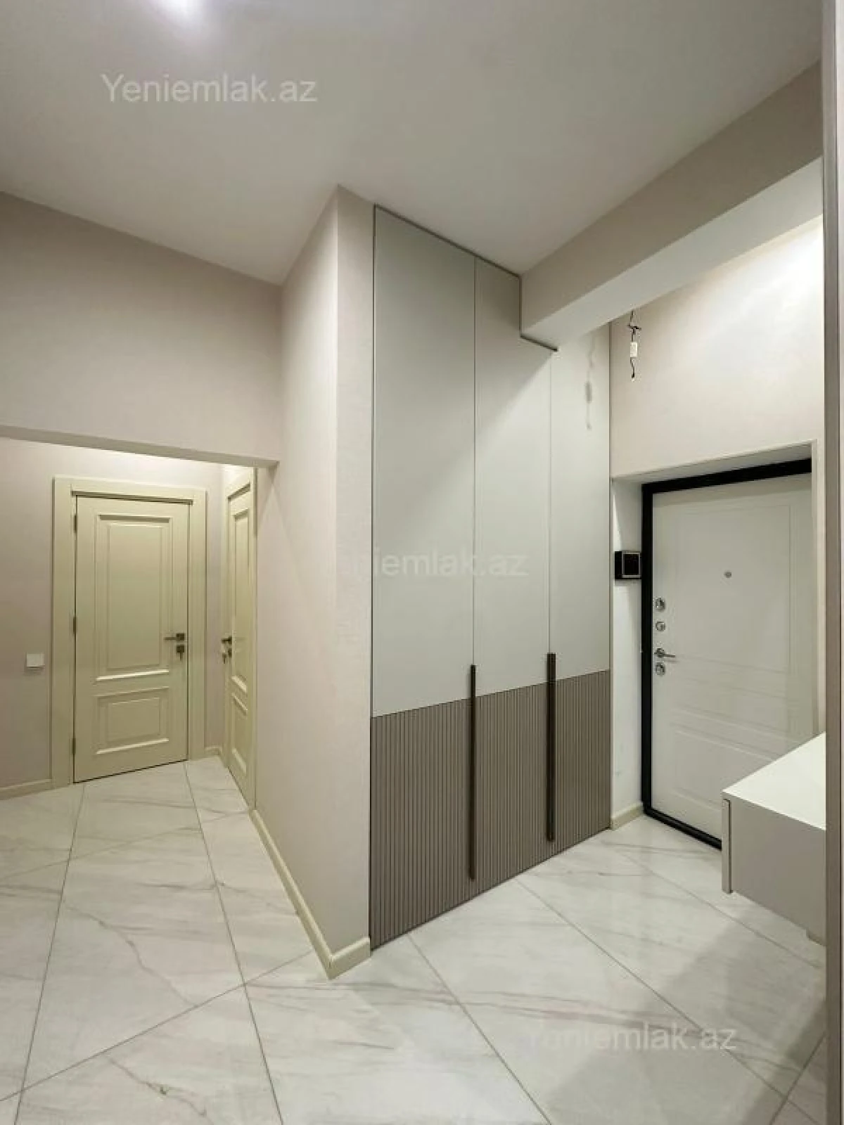 Satılır 3 otaqlı yeni tikili 88 m²