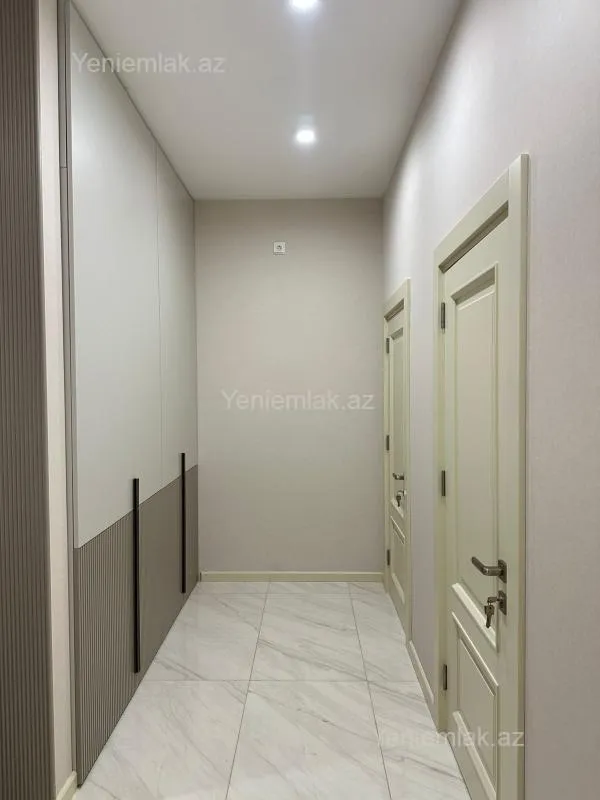 Satılır 3 otaqlı yeni tikili 88 m²
