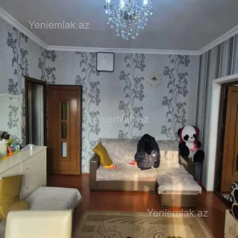 Satılır 4 otaqlı köhnə tikili 81 m²