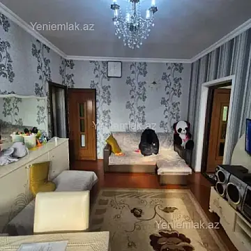 Satılır 4 otaqlı köhnə tikili 81 m²