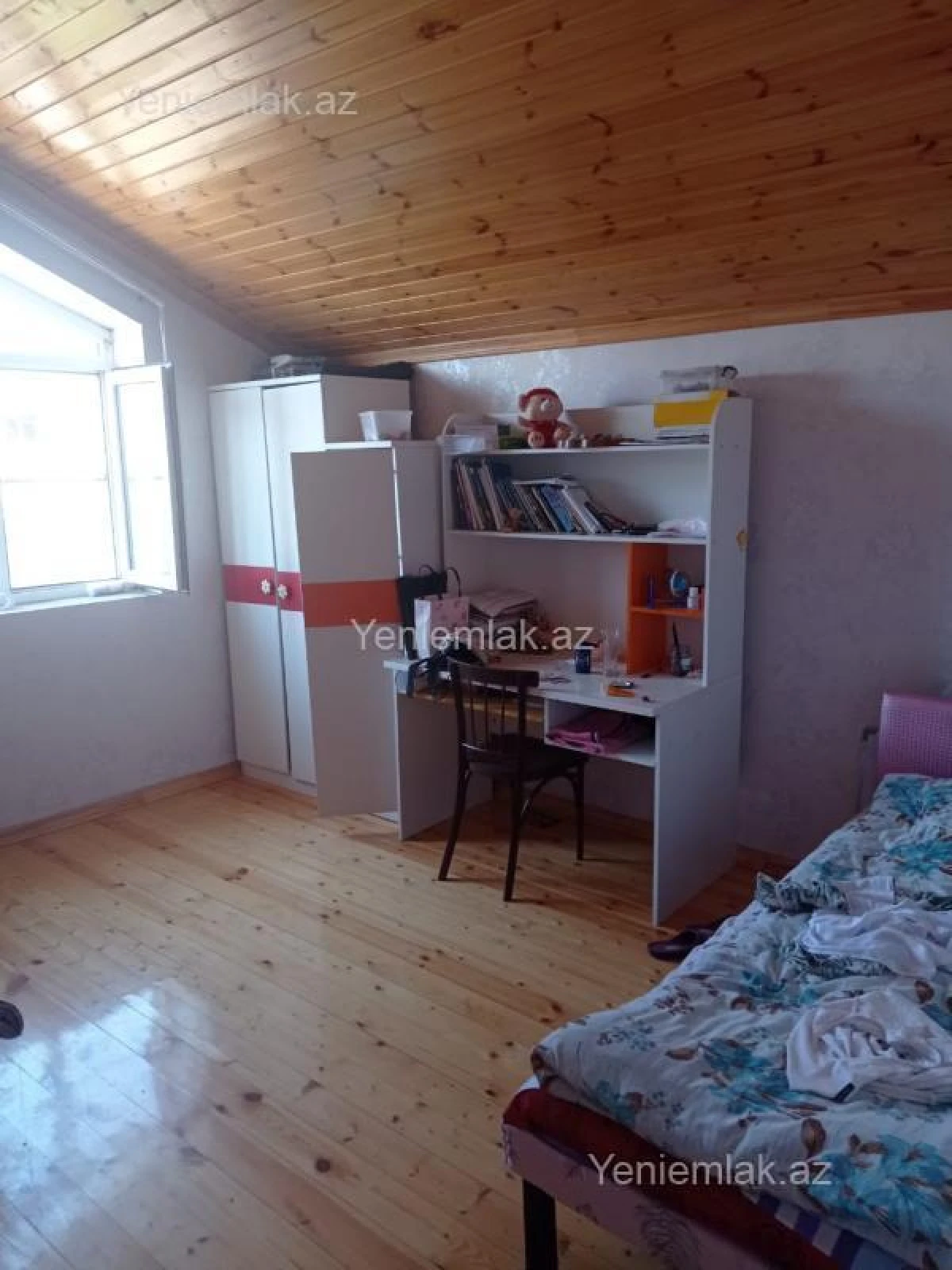 Satılır 6 otaqlı həyət evi 160 m²