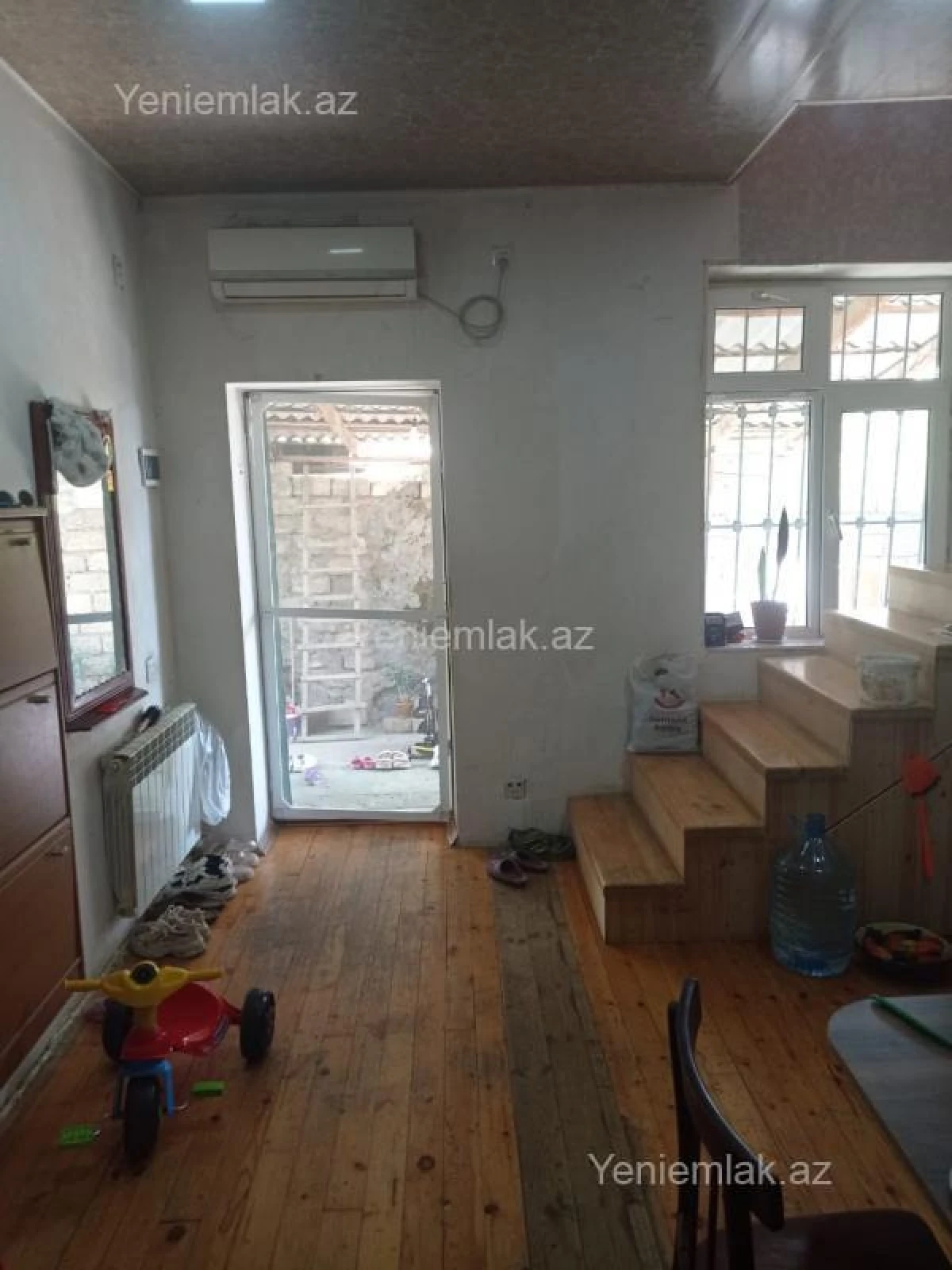 Satılır 6 otaqlı həyət evi 160 m²