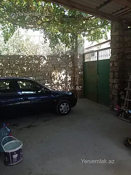 Satılır 6 otaqlı həyət evi 160 m²