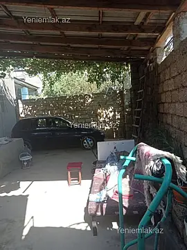 Satılır 6 otaqlı həyət evi 160 m²