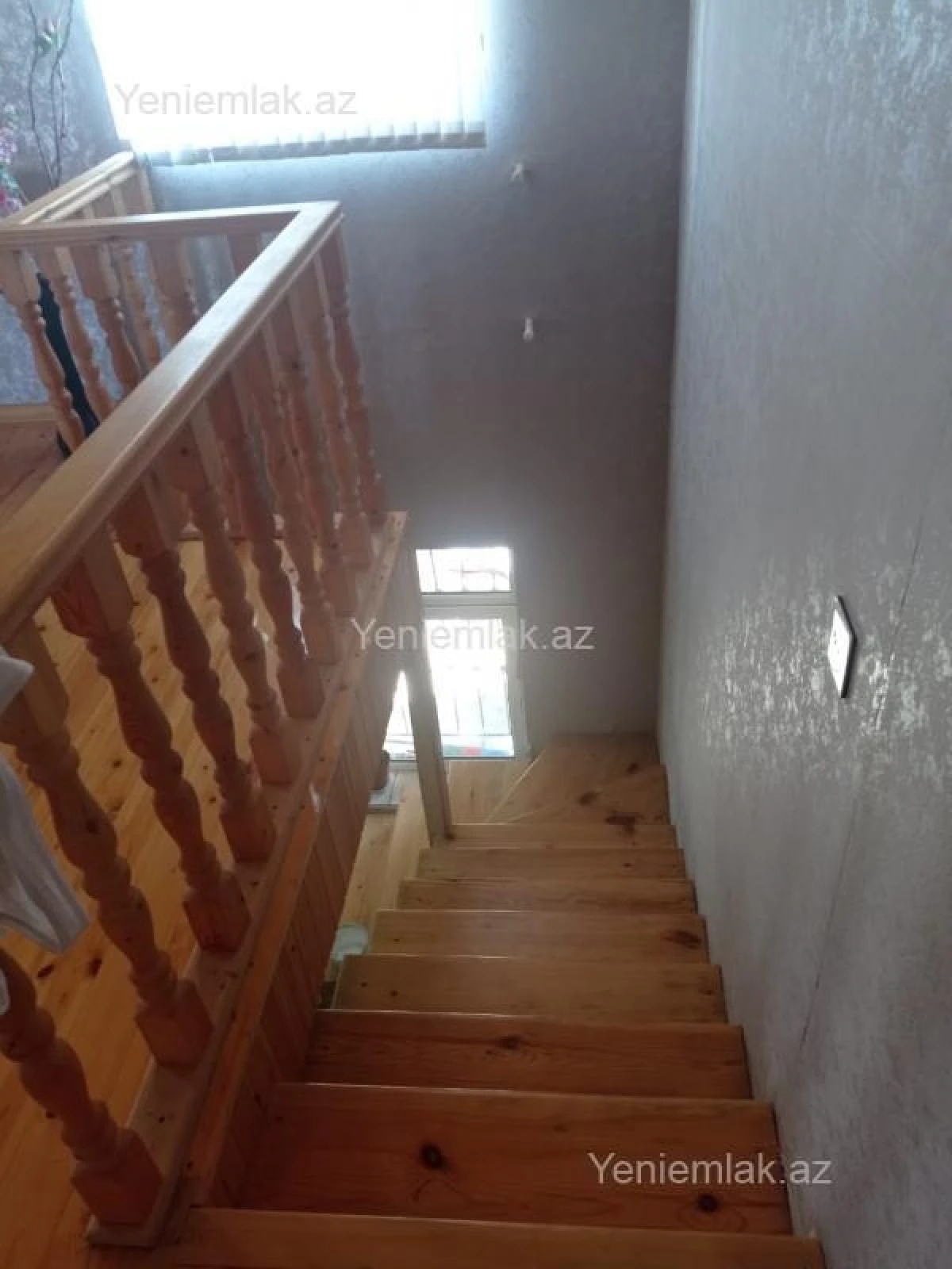 Satılır 6 otaqlı həyət evi 160 m²