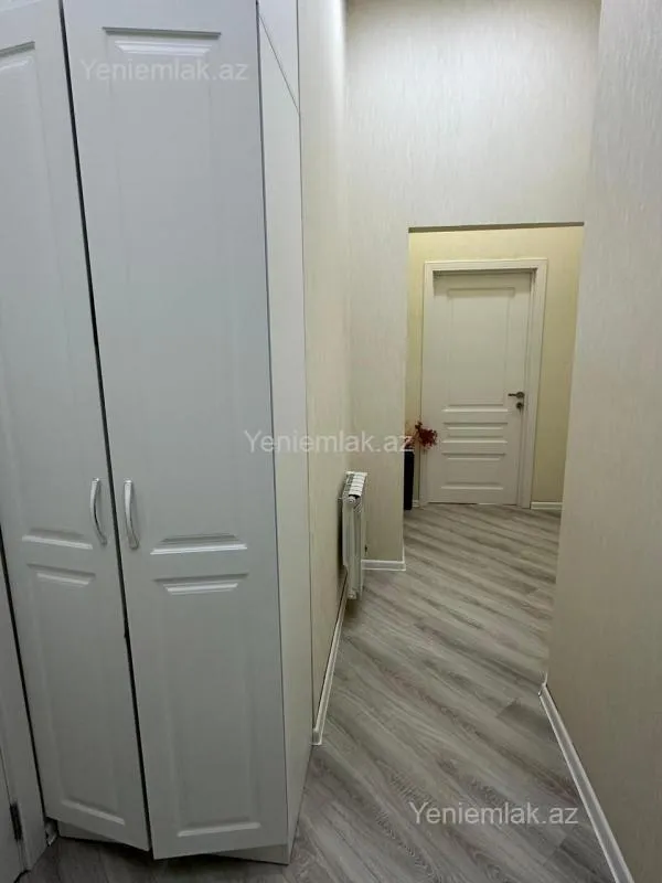 Satılır 1 otaqlı yeni tikili 43 m²