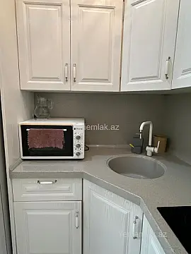 Satılır 1 otaqlı yeni tikili 43 m²