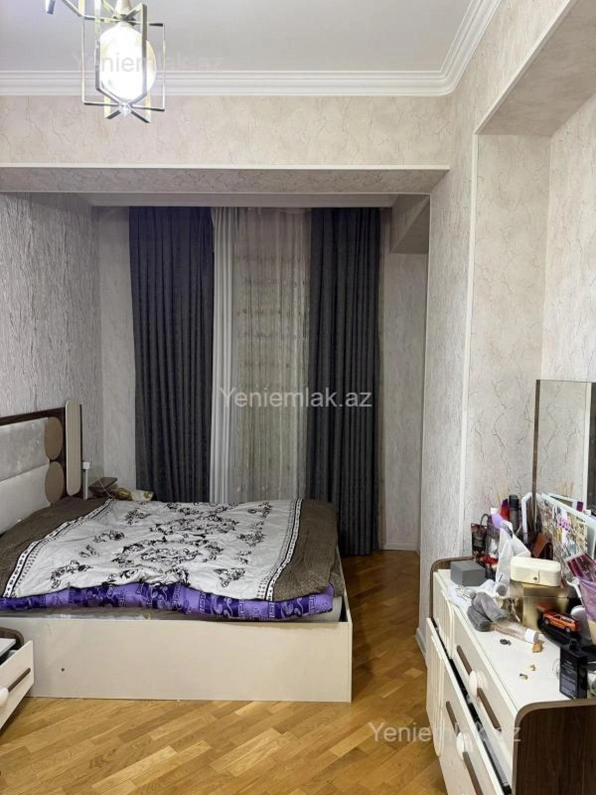 Satılır 3 otaqlı yeni tikili 120 m²