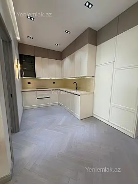 Satılır 2 otaqlı yeni tikili 70 m²