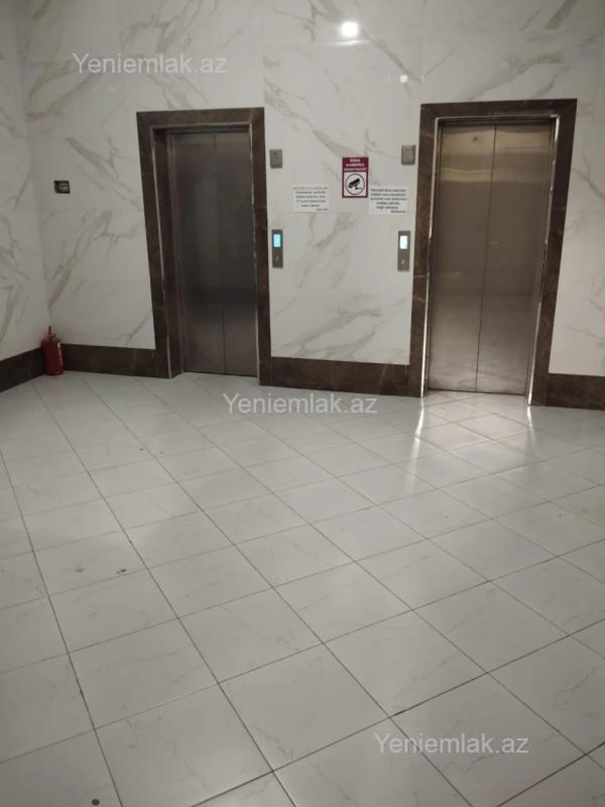 Satılır 3 otaqlı yeni tikili 105 m²