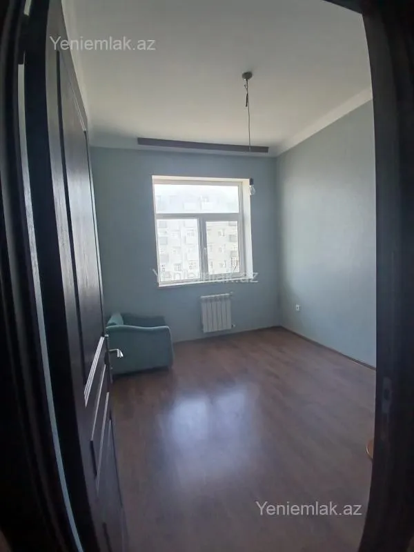 Satılır 3 otaqlı yeni tikili 75 m²