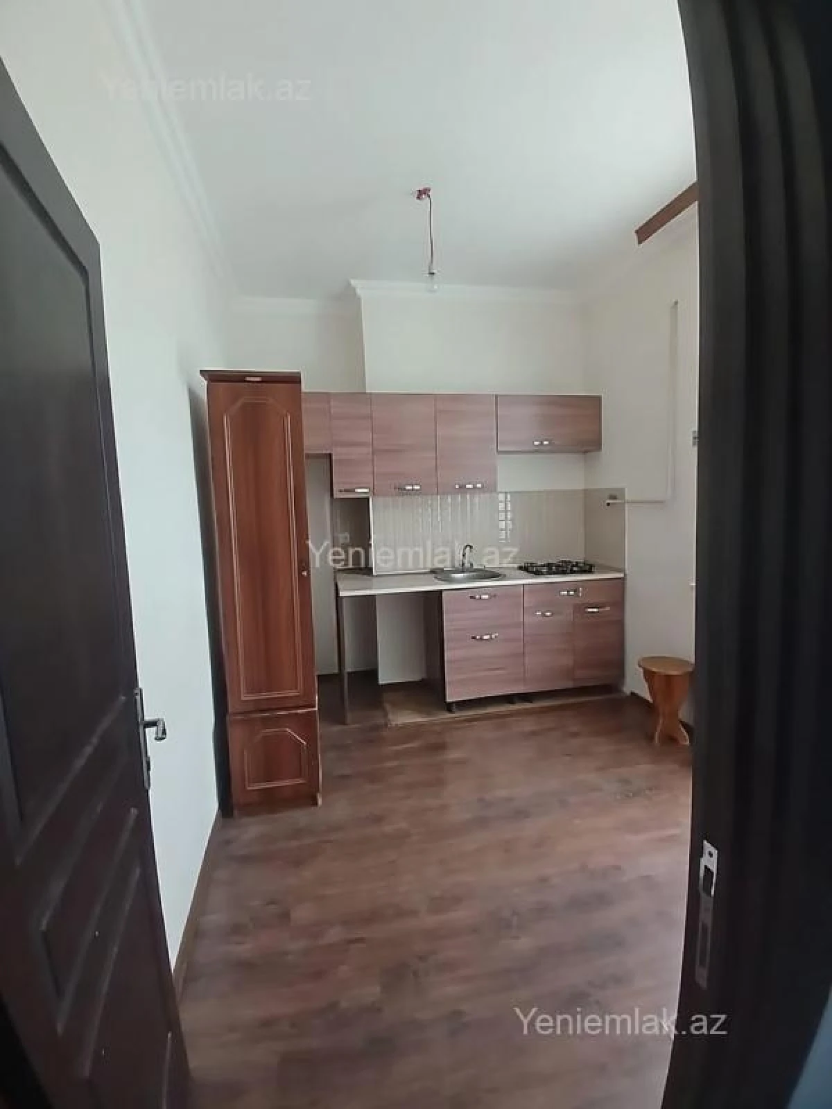 Satılır 3 otaqlı yeni tikili 75 m²
