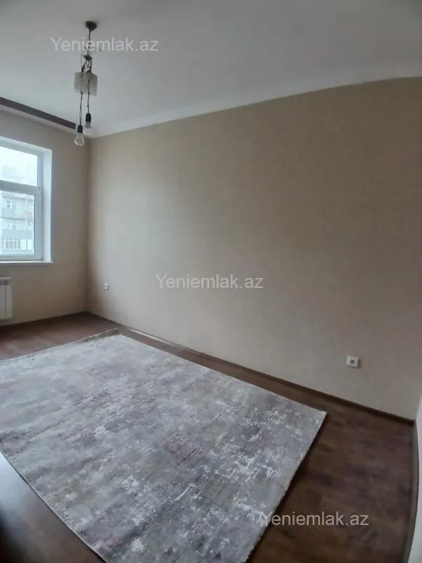Satılır 3 otaqlı yeni tikili 75 m²