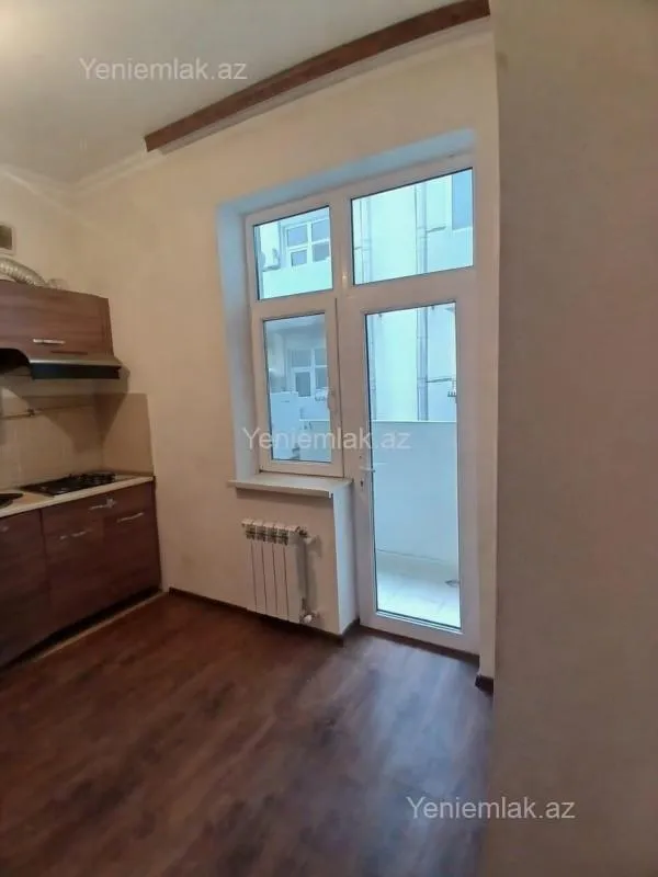 Satılır 3 otaqlı yeni tikili 75 m²