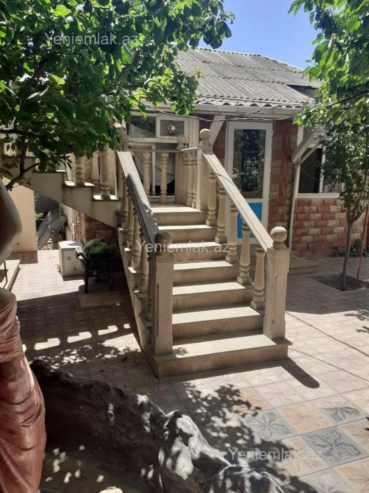 Satılır 4 otaqlı həyət evi 210 m²