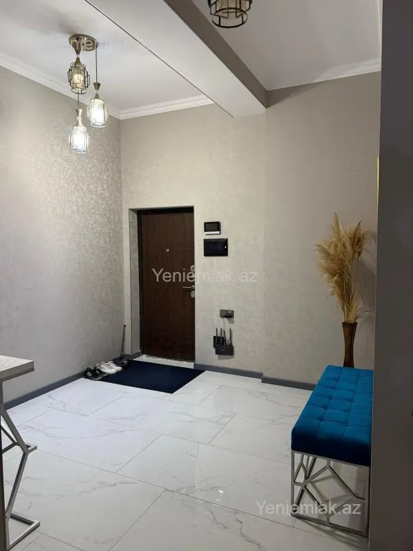 Satılır 6 otaqlı yeni tikili 250 m²