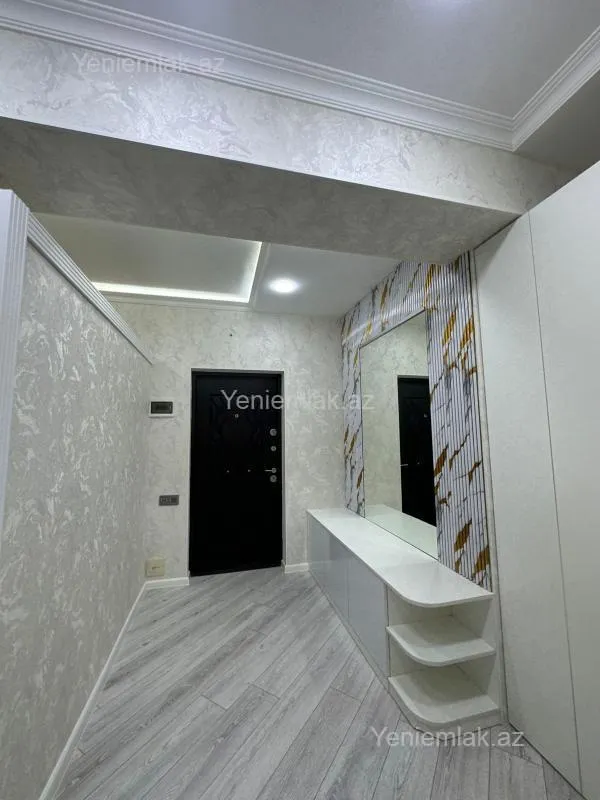 Satılır 3 otaqlı yeni tikili 85 m²