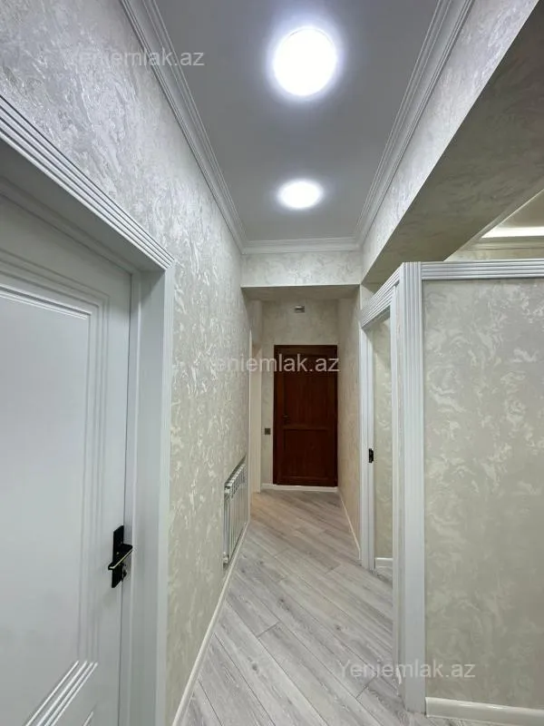 Satılır 3 otaqlı yeni tikili 85 m²