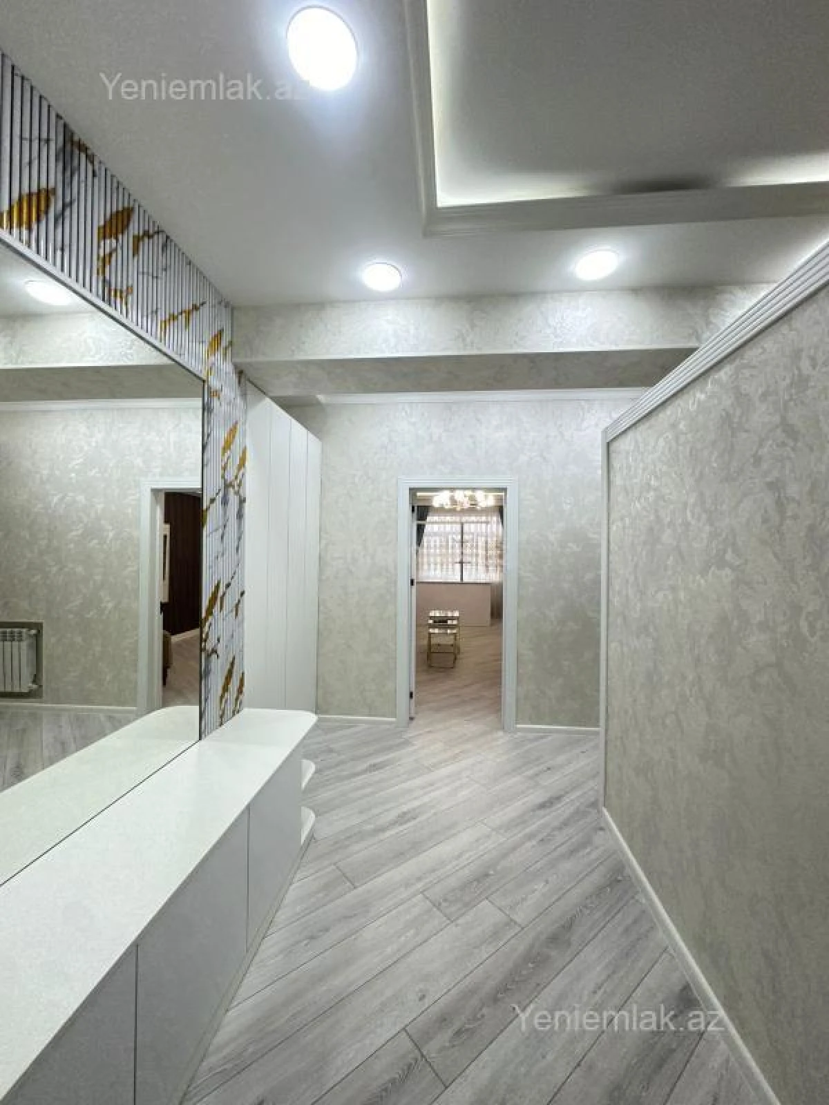 Satılır 3 otaqlı yeni tikili 85 m²