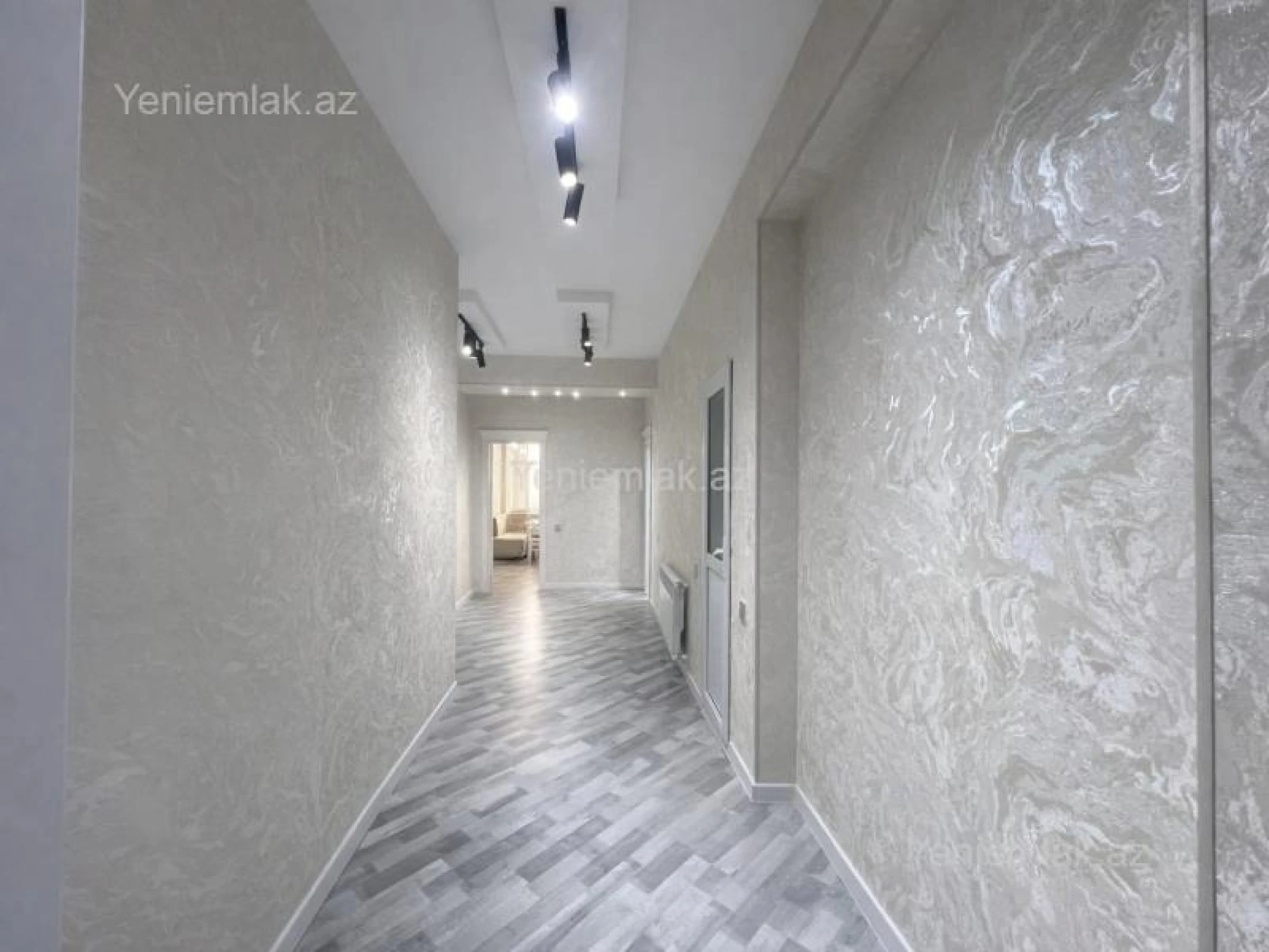 Satılır 4 otaqlı yeni tikili 165 m²