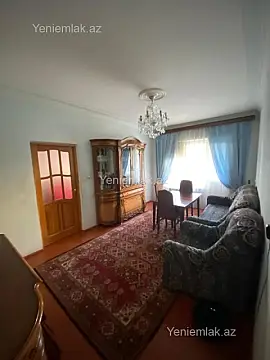 Satılır 5 otaqlı köhnə tikili 125 m²