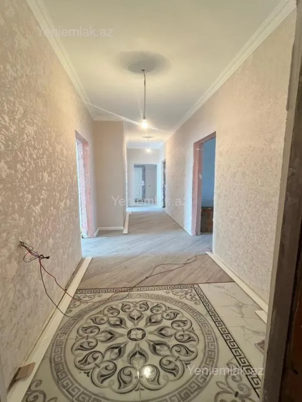 Satılır 5 otaqlı köhnə tikili 103 m²