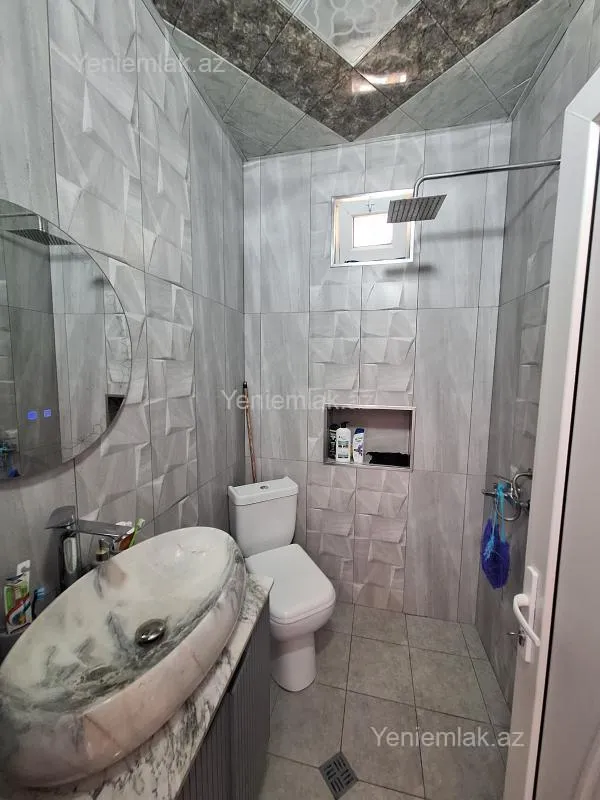 Satılır 3 otaqlı həyət evi 100 m²