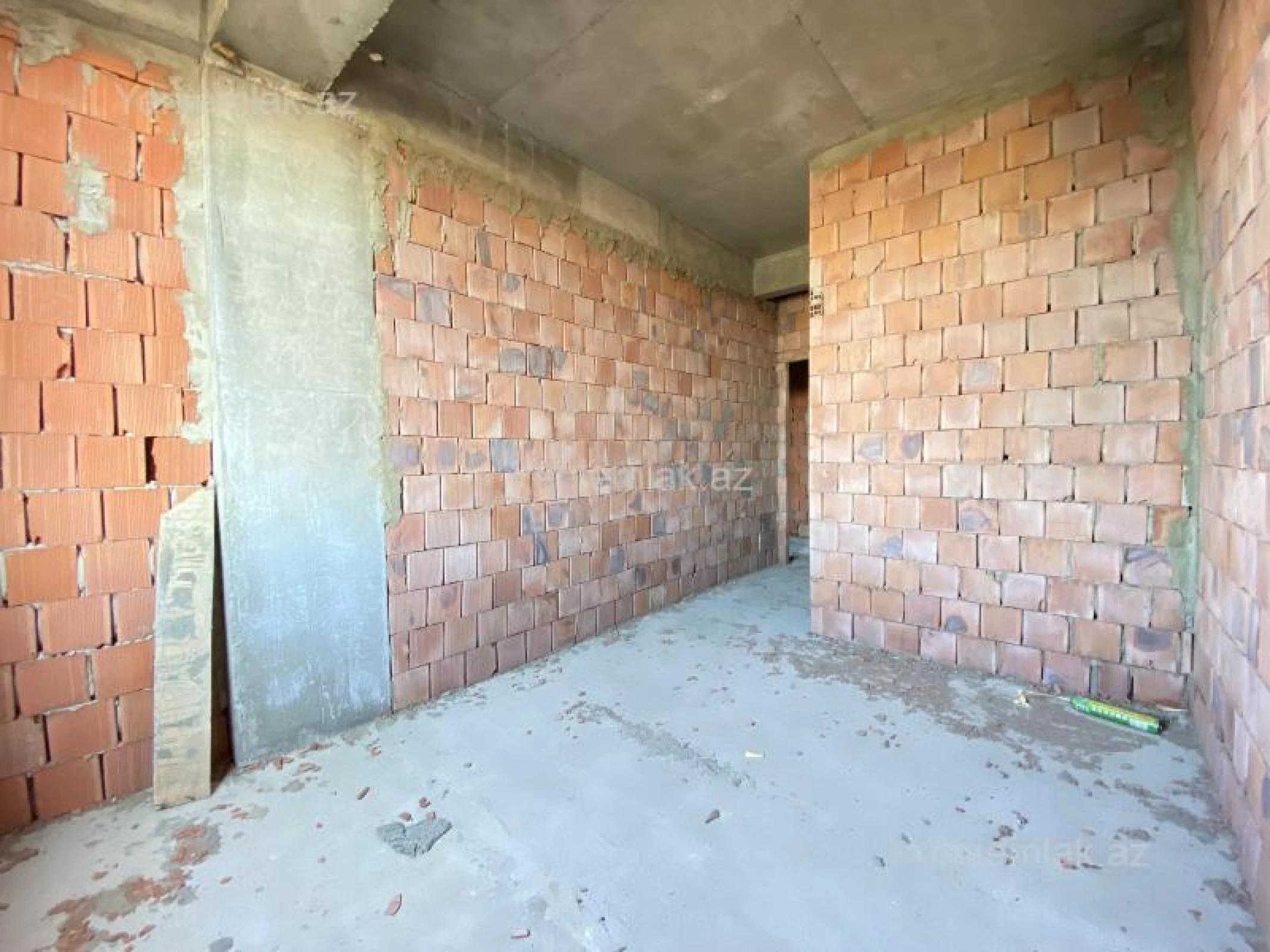 Satılır 3 otaqlı yeni tikili 94.67 m²