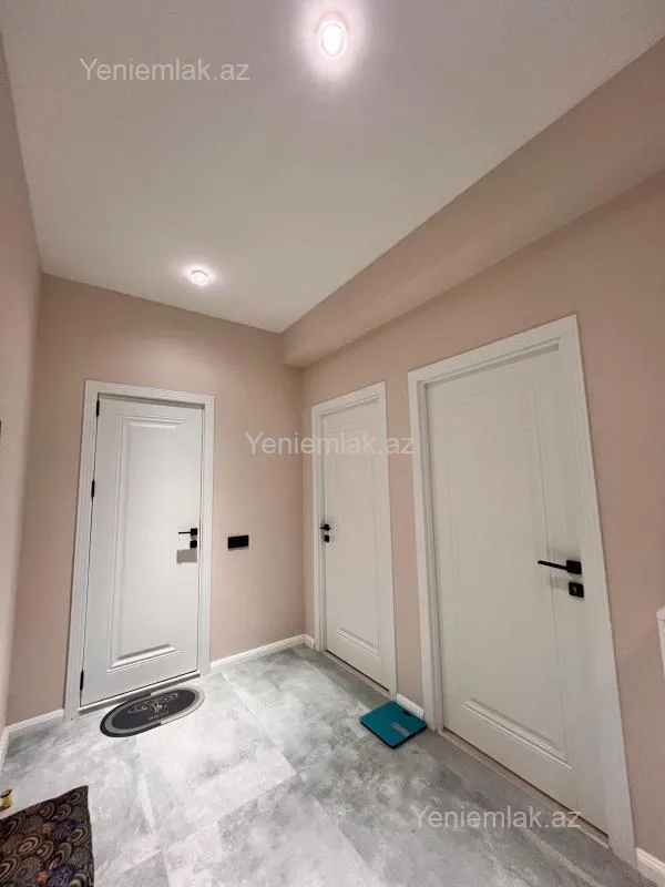 Satılır 3 otaqlı yeni tikili 78 m²