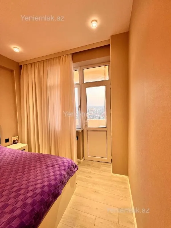 Satılır 3 otaqlı yeni tikili 78 m²