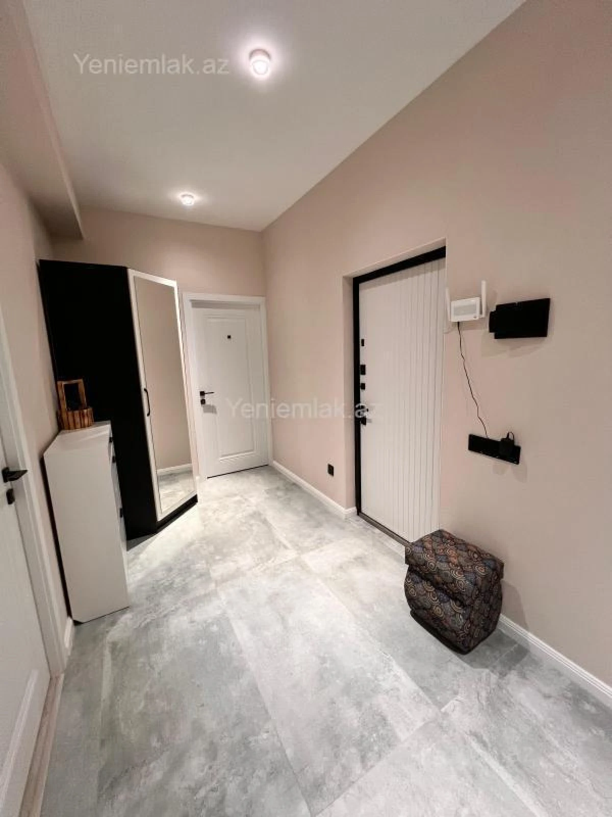 Satılır 3 otaqlı yeni tikili 78 m²