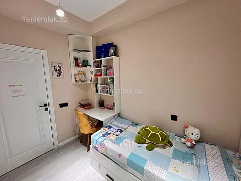Satılır 3 otaqlı yeni tikili 78 m²