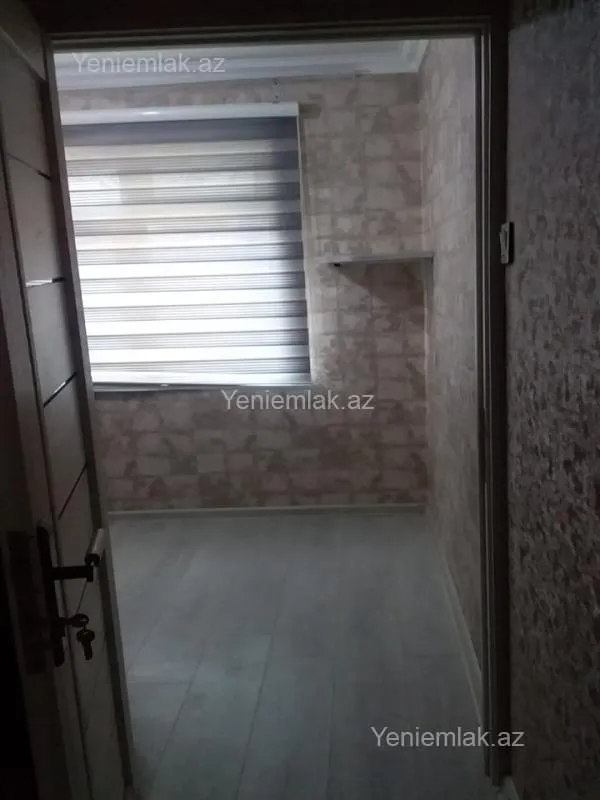 Satılır 2 otaqlı köhnə tikili 54 m²